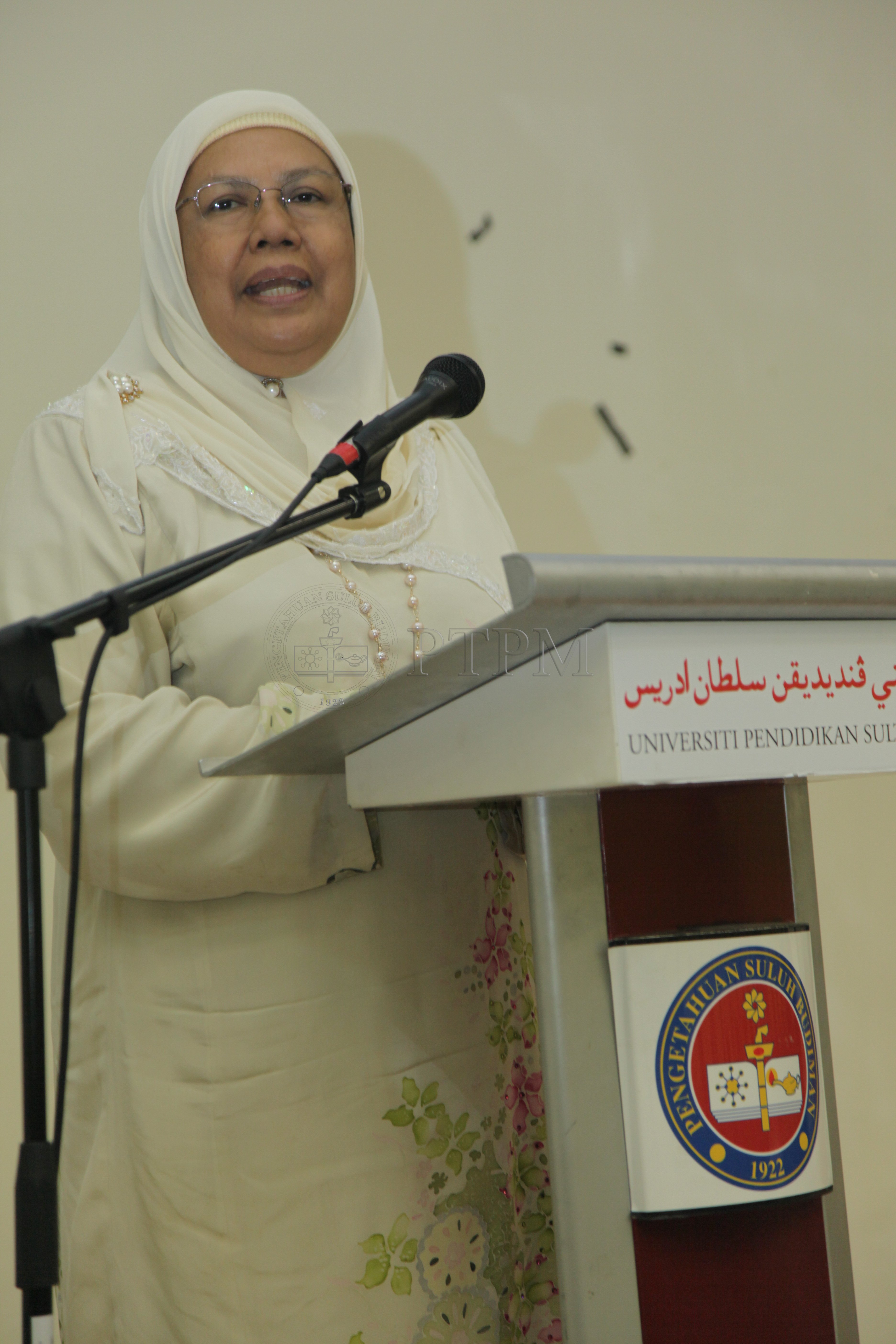 PRO 14 107 KONFREN IMG 0080 (1)